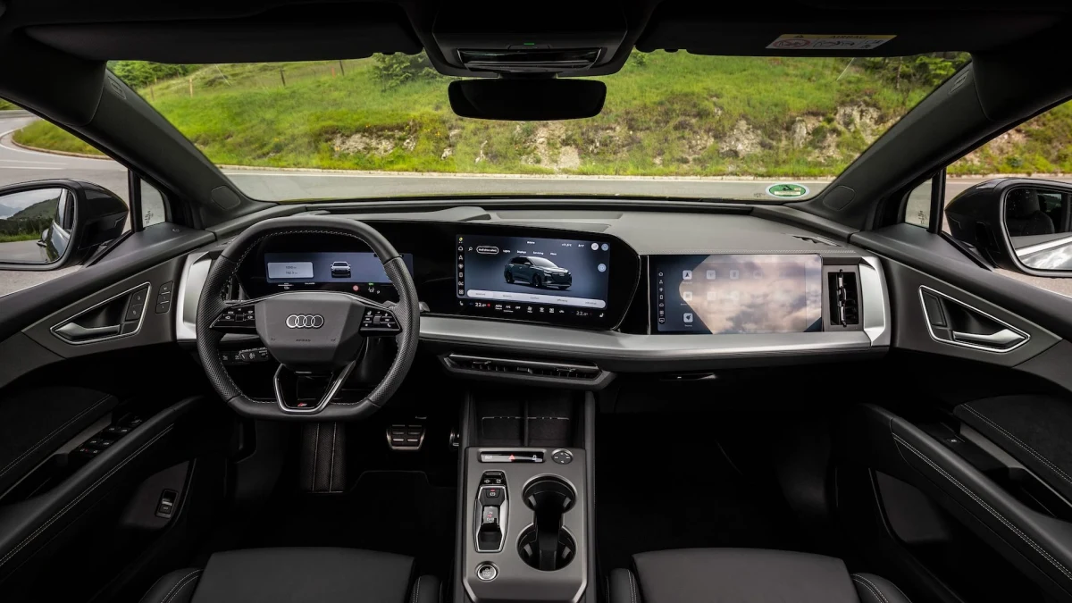 Audi Q4 e-tron’un kokpiti ve dijital ekranları
