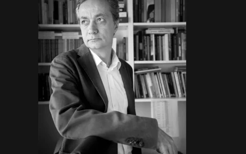 Cem Akaş 58 yaşında hayatını kaybetti