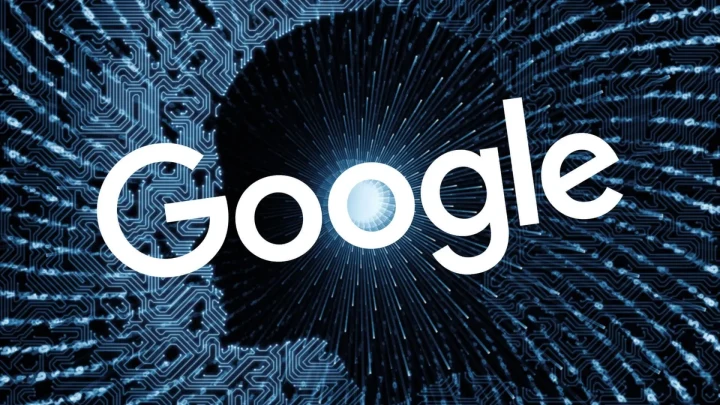 Devre desenleri üzerinde Google logosu