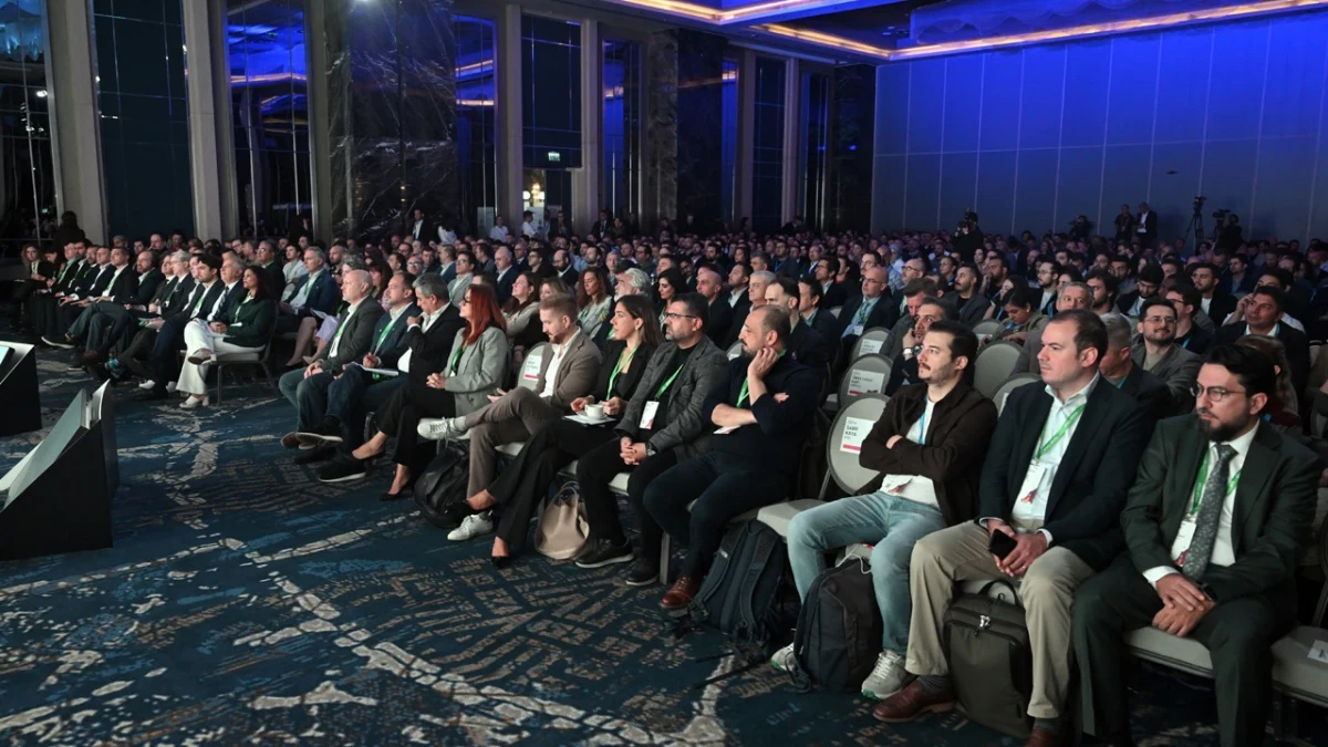 Google Cloud Day Türkiye 2026 etkinliğinde konferans salonunda oturan katılımcılar