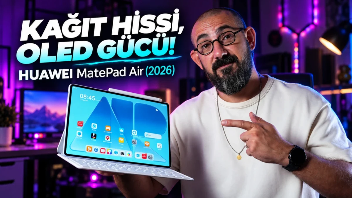 Huawei MatePad Air tabletini gösteren sunucu, cihazı işaret ediyor; görselde kağıt hissi ve OLED gücü vurgulanıyor