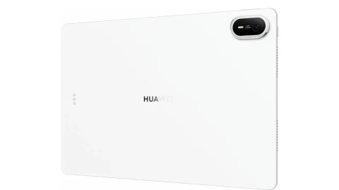 Arka yüzü görünen beyaz Huawei MatePad tablet