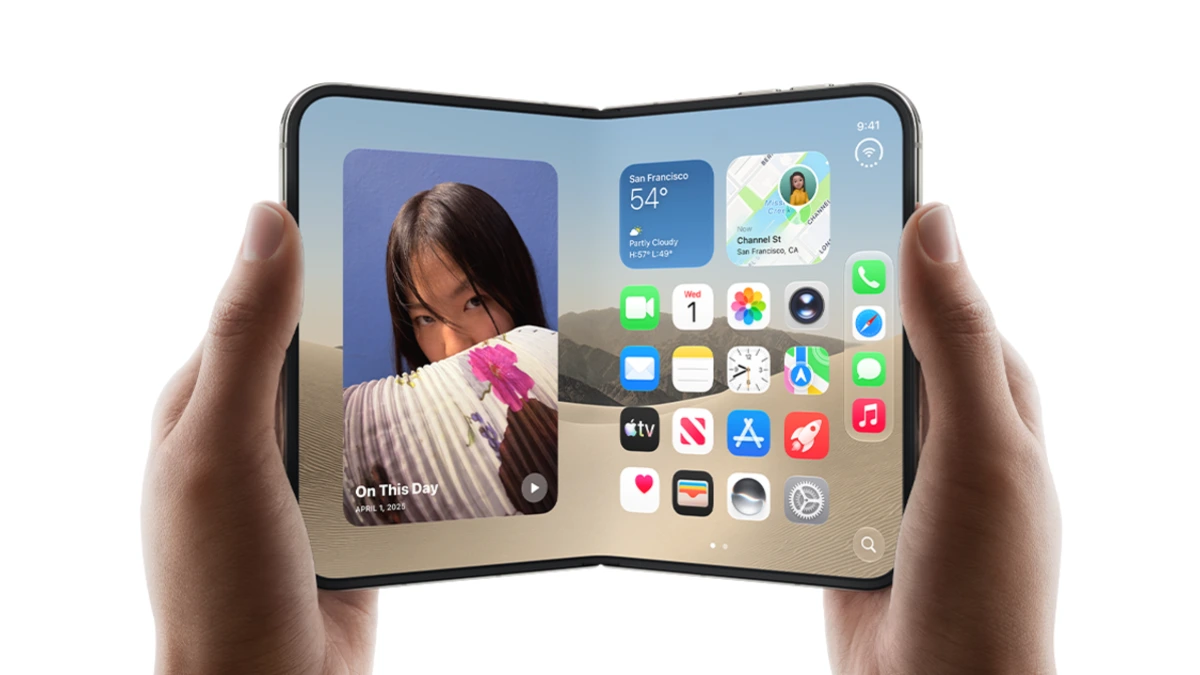 Açık katlanabilir iPhone Duo iki elle tutuluyor; geniş ekranda uygulama simgeleri ve bir fotoğraf görülüyor.