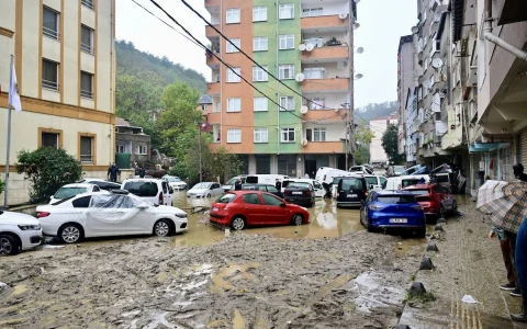 İstanbul’daki selde can kaybı 4’e çıktı: 5 kişi aranıyor