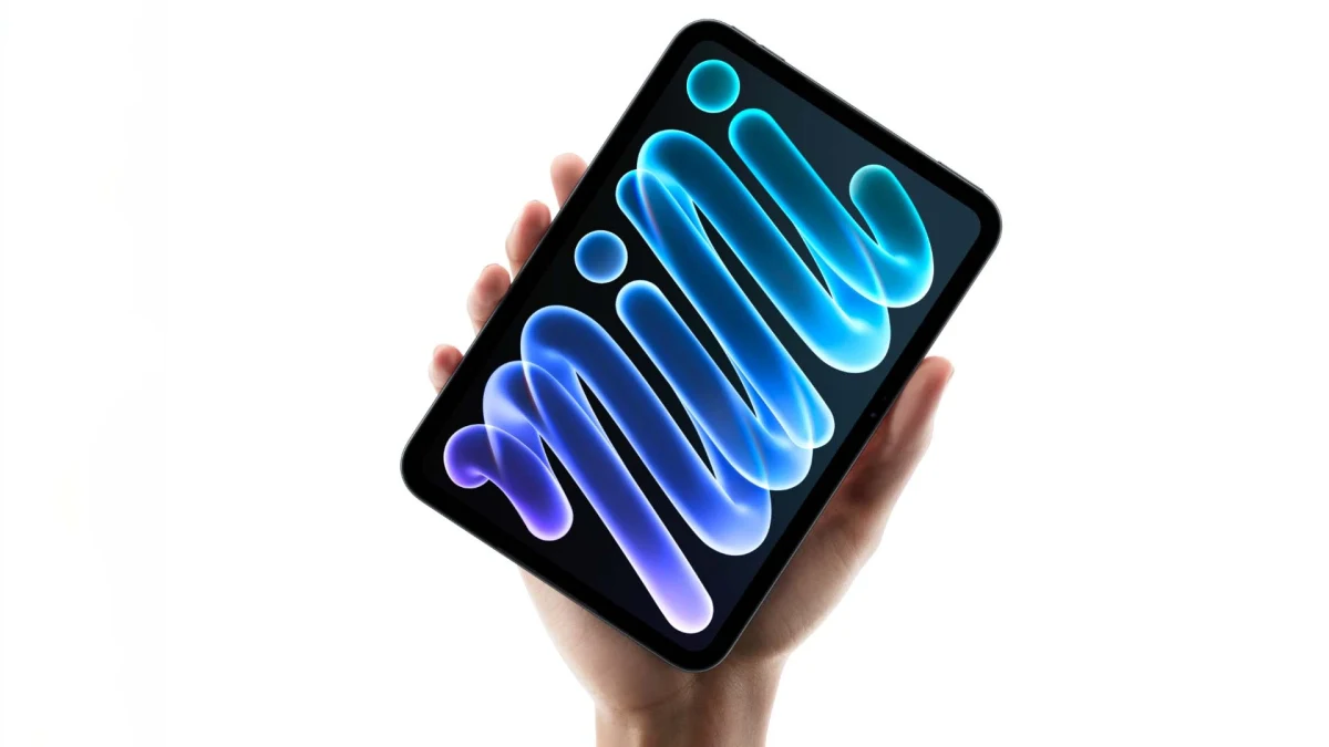 Bir elde tutulan OLED ekranlı iPad mini