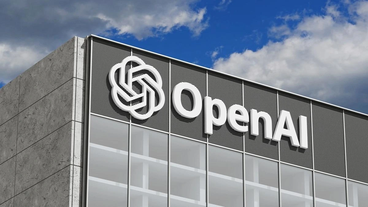 OpenAI yazısı ve logosu bulunan bina cephesi