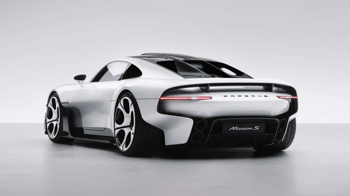 Porsche Mission S konsept otomobilinin arka ve yan görünümü