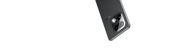 Önceki nesil Realme 16 Pro+ telefonun arka kamera modülü