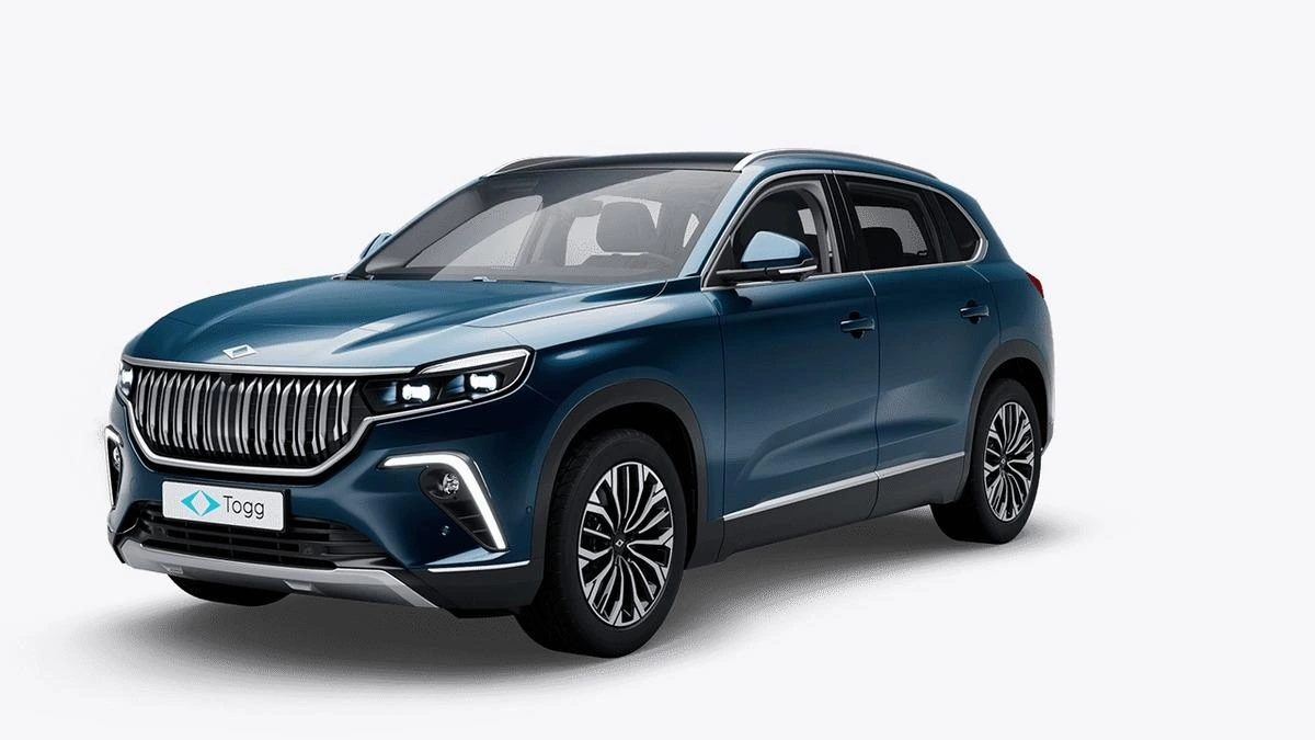 Koyu mavi Togg T10X elektrikli otomobil