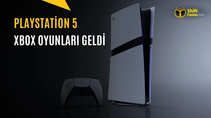 PlayStation 5 konsolu ve kontrolcüsünün yanında Xbox oyunlarının PS5’e geldiğini belirten görsel